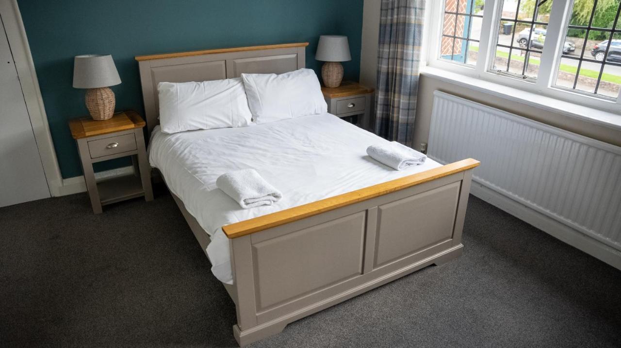 The Star Inn Lingfield Room photo